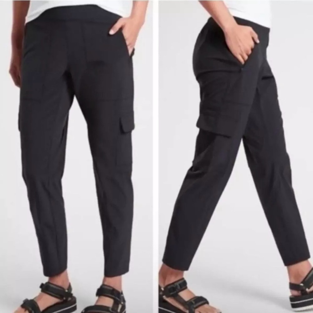 Athleta Chelsea Cargo Lined Soft Pant size 16 Black & Gray Lined